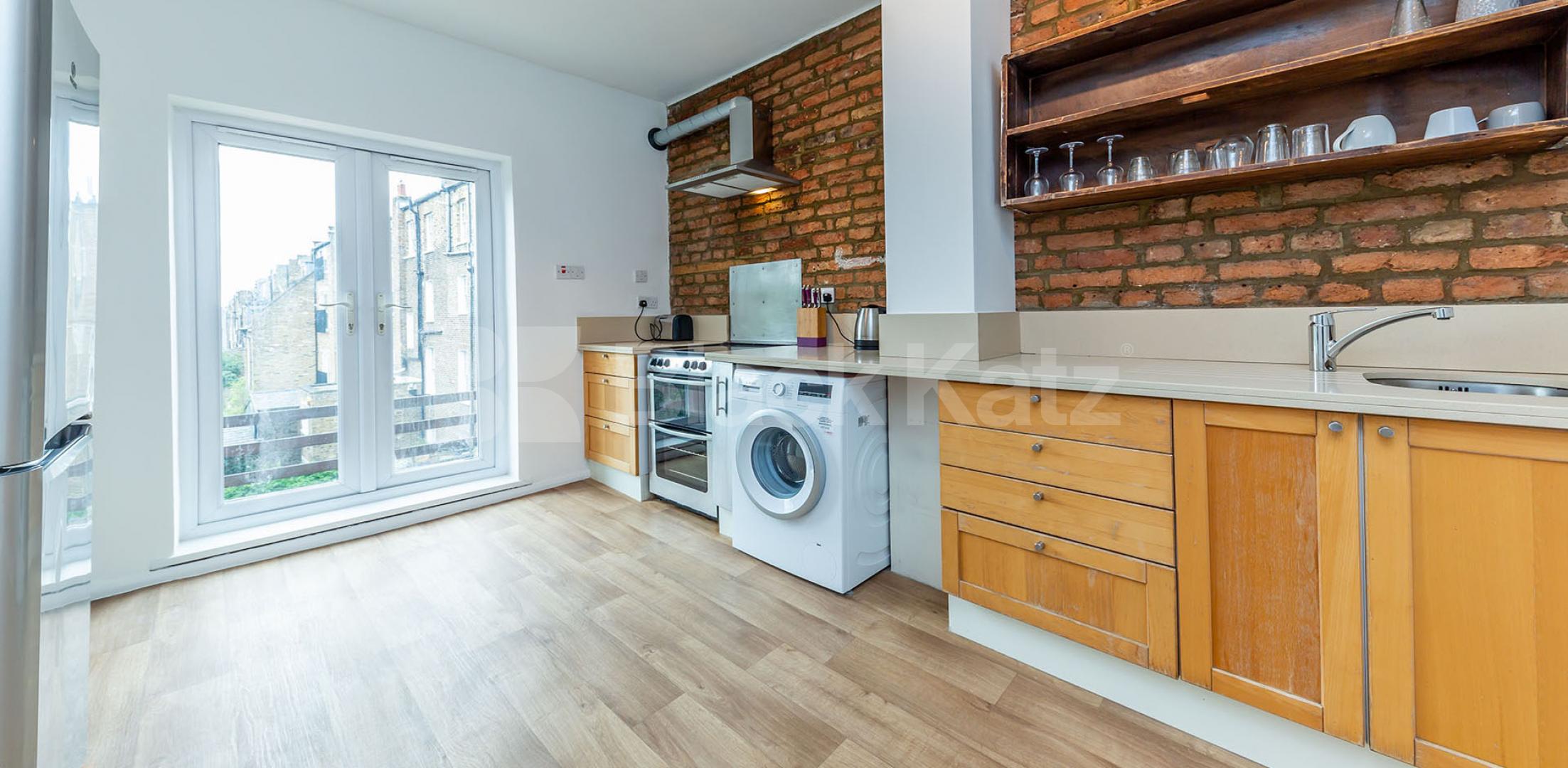 			2 Bedroom, 1 bath, 1 reception Flat			 Delancey Street, Regents Park / Camden